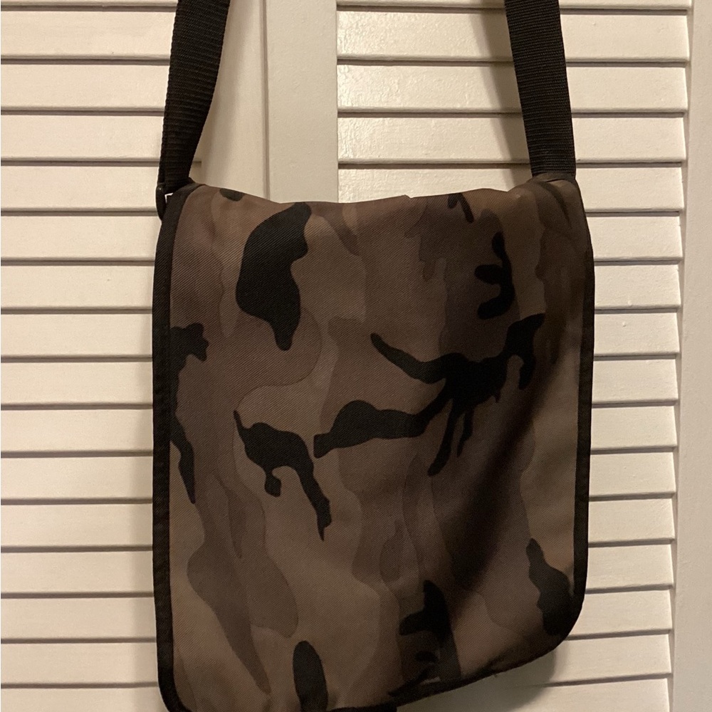 Camouflage Messenger Bag